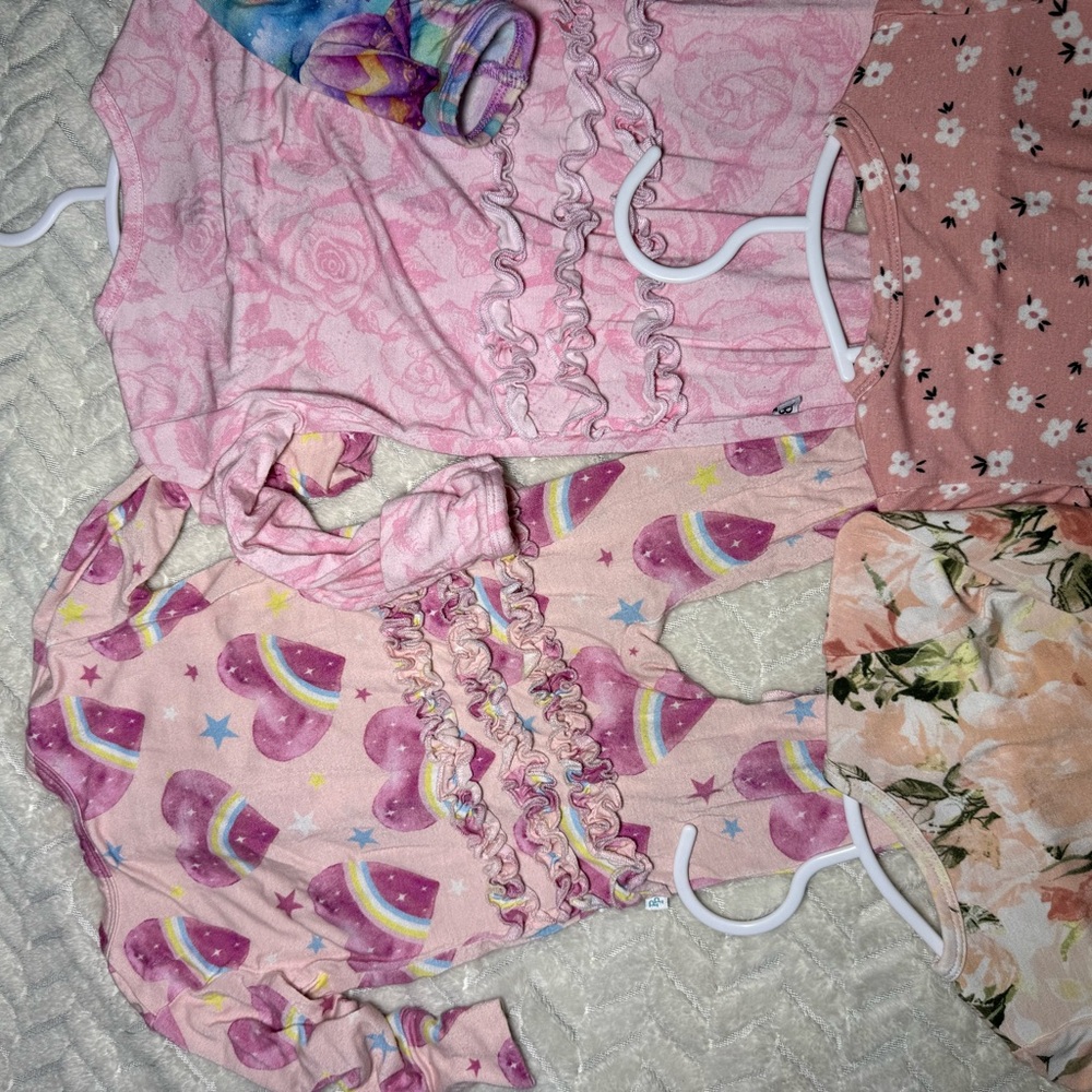 Bamboo Colorful Baby Romper Set - Picture 2 of 5